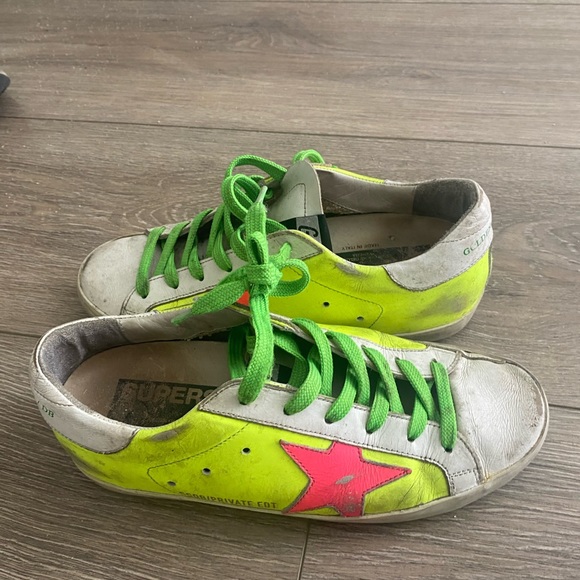 Golden Goose Sneakers - Picture 2 of 5